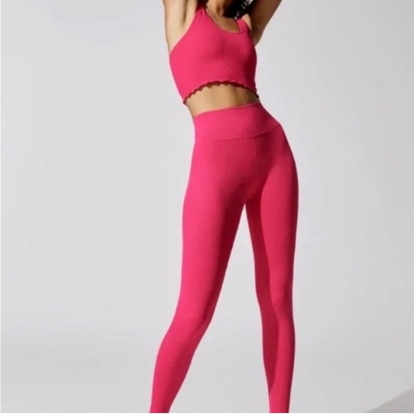 Spiritual Gangster Pink Workout Set Amor Crop Tank & Love Sculpt 7/8 Leggings XS - Picture 1 of 7